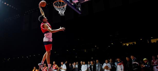 开云体育网站-篮球明星在比赛中奉献精彩表现的简单介绍