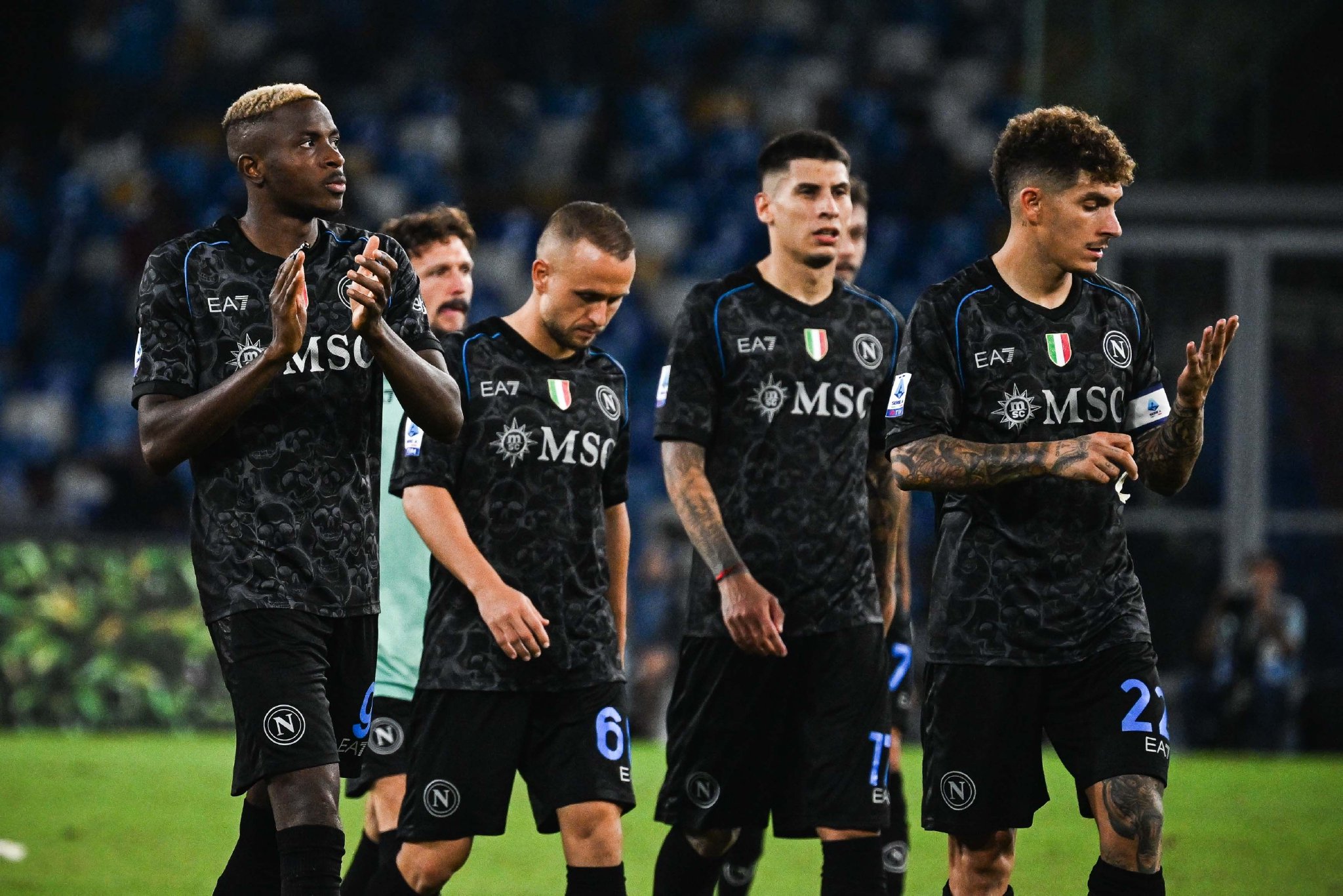 关于那不勒斯客场不敌佛罗伦萨，遭遇连败的信息