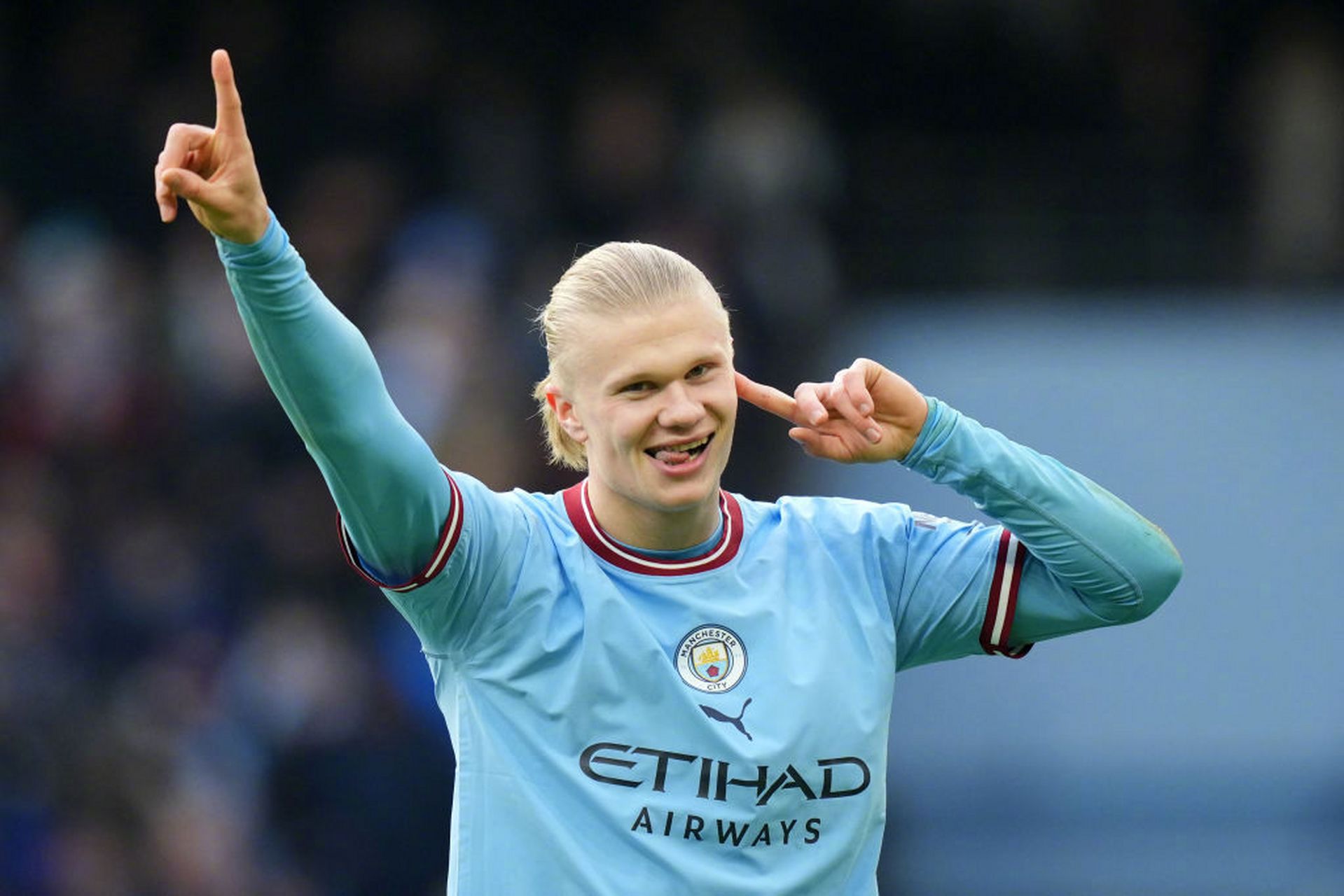 关于曼城逆袭！斩获胜利晋级下一轮比赛的信息