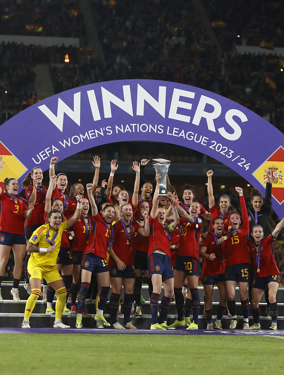 国外足球明星近期表现夺目引起热议 国外足球明星近期表现夺目引起热议