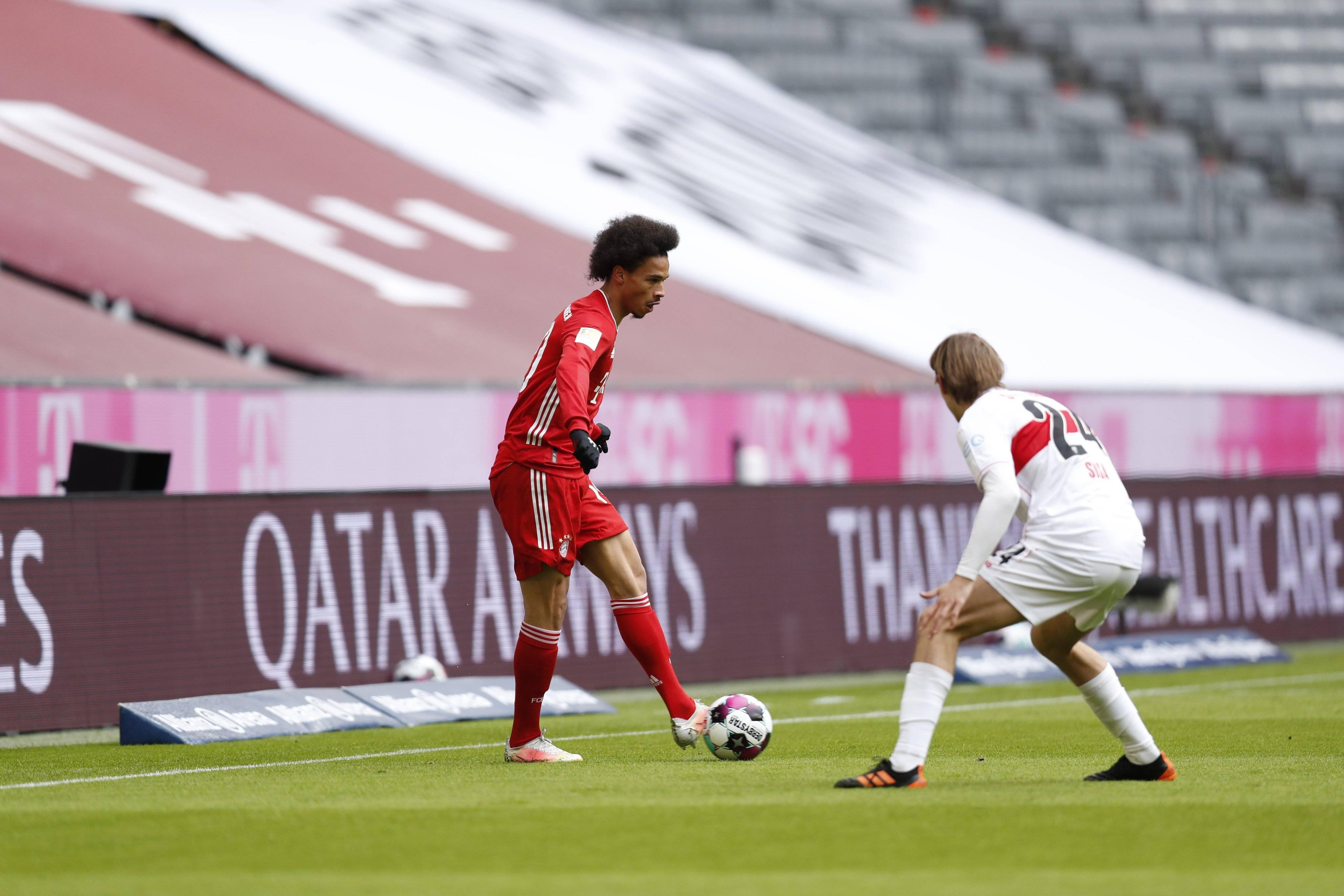 莱万当家,拜仁四球大胜晋级 莱万当家,拜仁四球大胜晋级